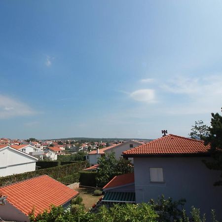 Apartmani Zem, Krk クルク エクステリア 写真
