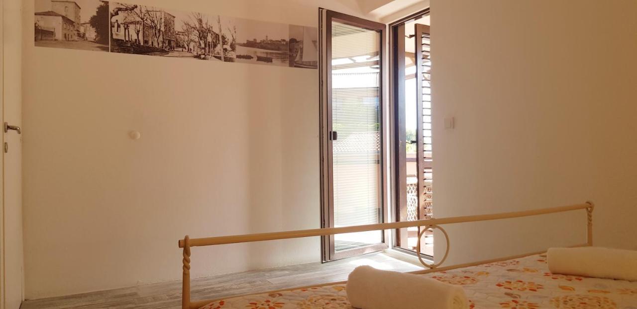 Apartmani Zem, Krk クルク エクステリア 写真